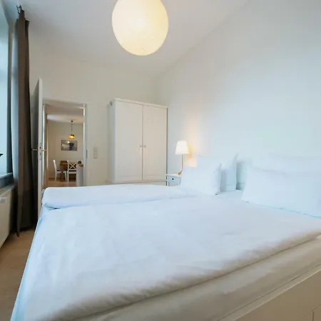 Apartment Kurhaus Nordstrand 3 Raum Whg. 37 Mit Balkon Und Seitlichen Meerblick Vom Balkon *